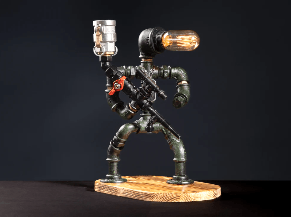 Steampunk Militär Lampe mit Alkohol Spender - kerlekiste