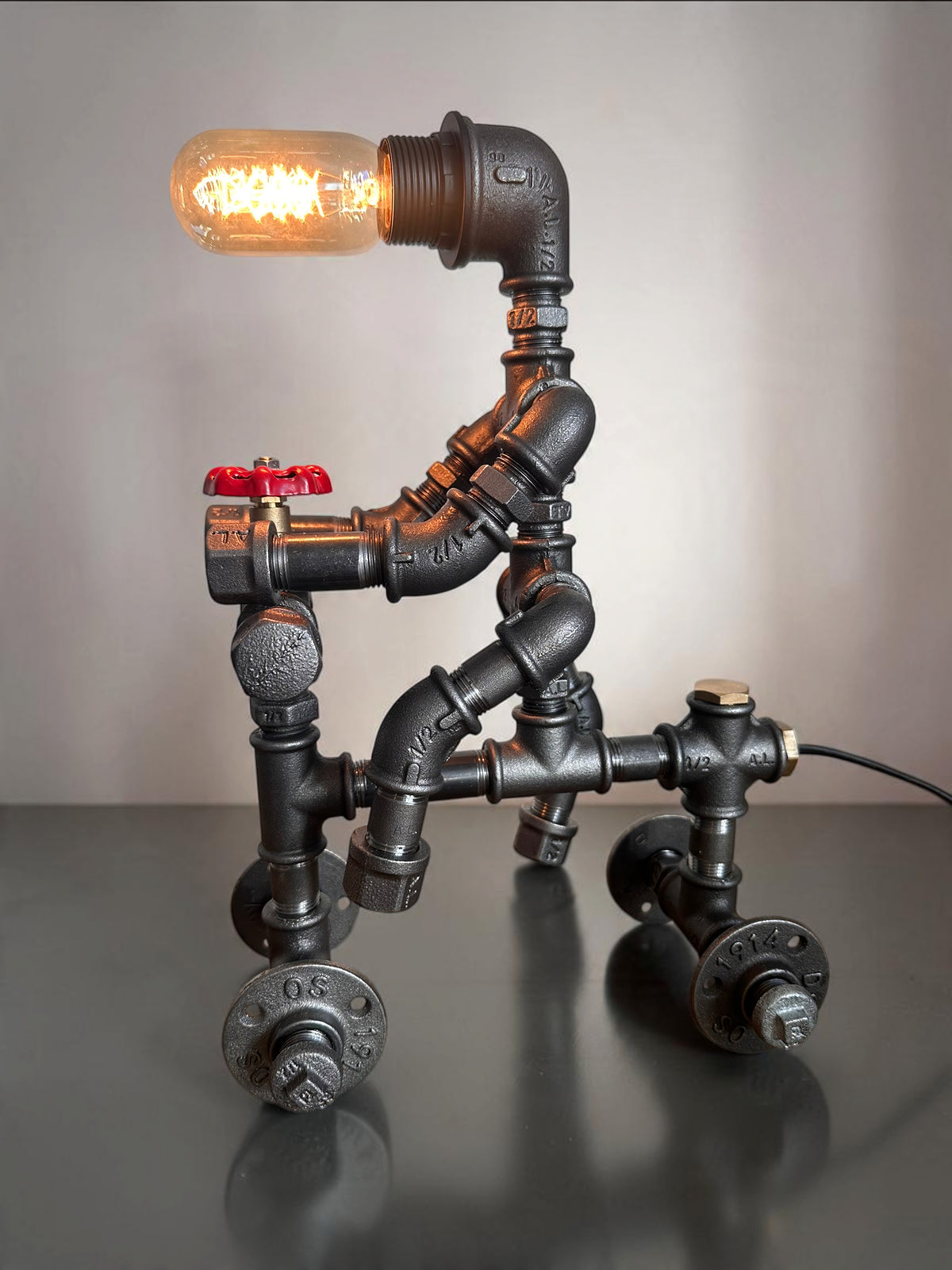 Iron Biker Tischlampe