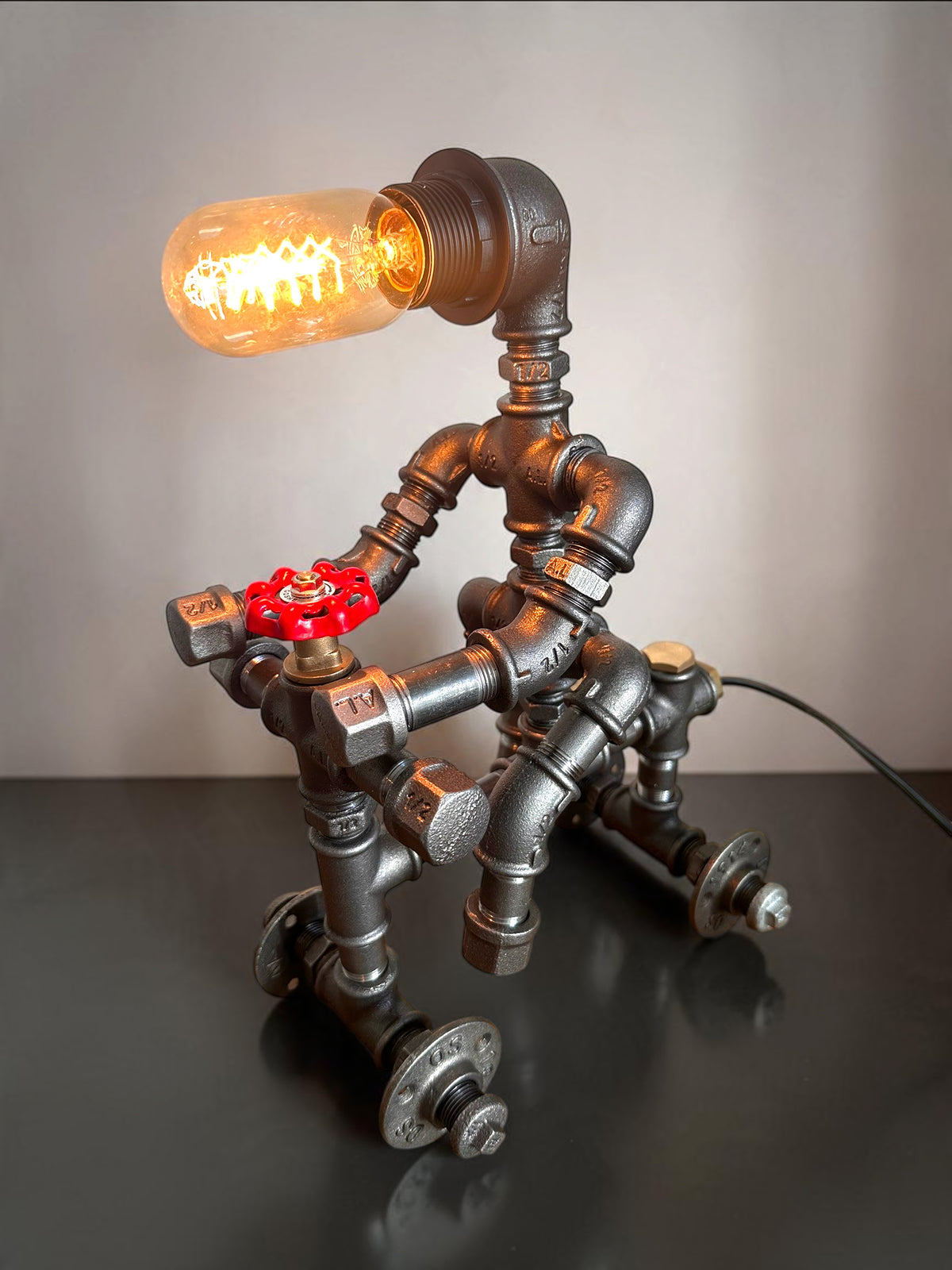 Iron Biker Tischlampe