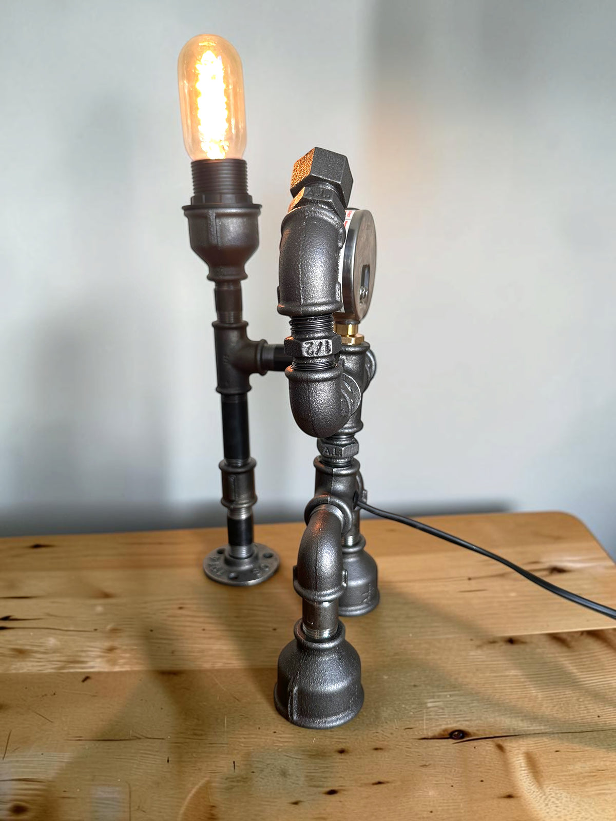 Meister Edison