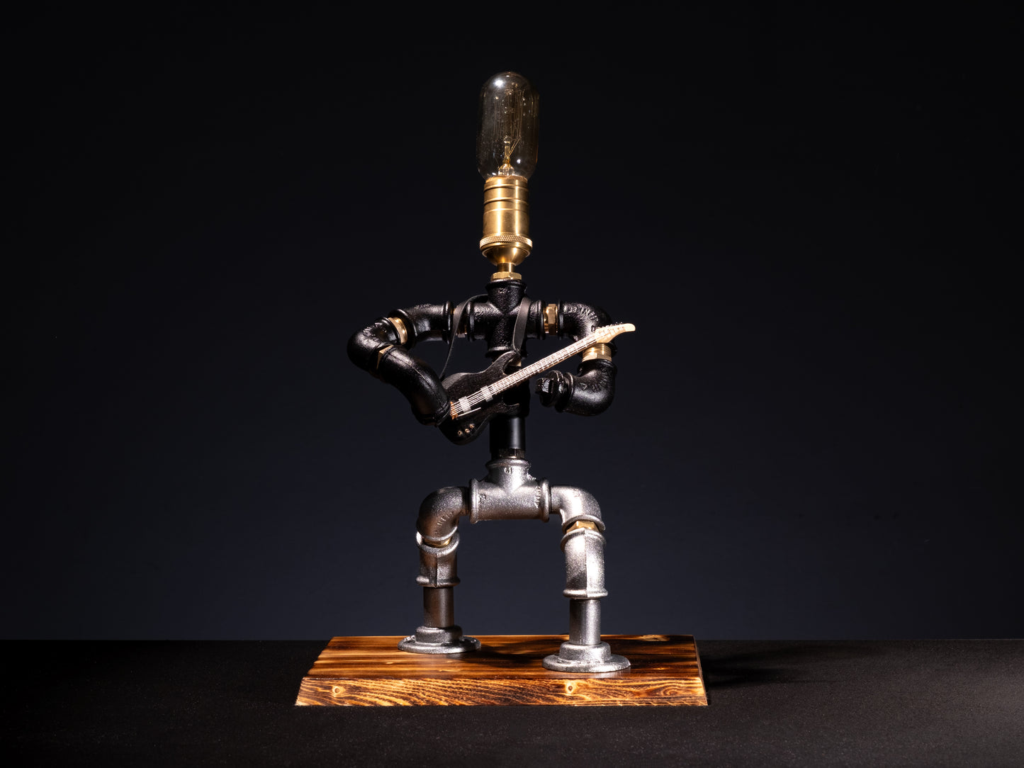 Gitarrist Steampunk Tischlampe