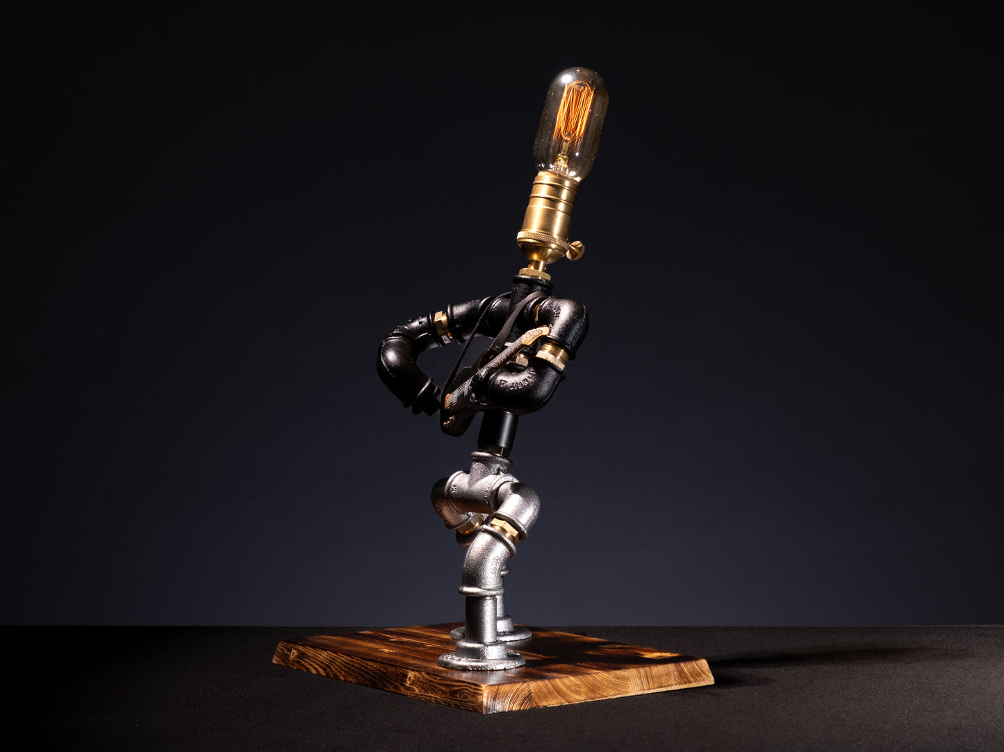 Gitarrist Steampunk Tischlampe