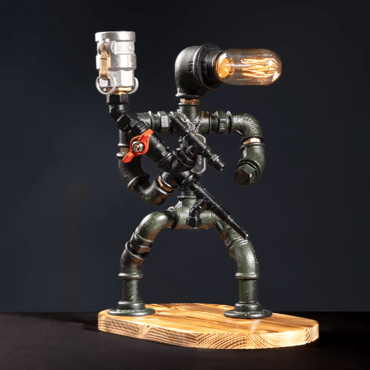 Steampunk Militär Lampe mit Alkohol Spender - kerlekiste
